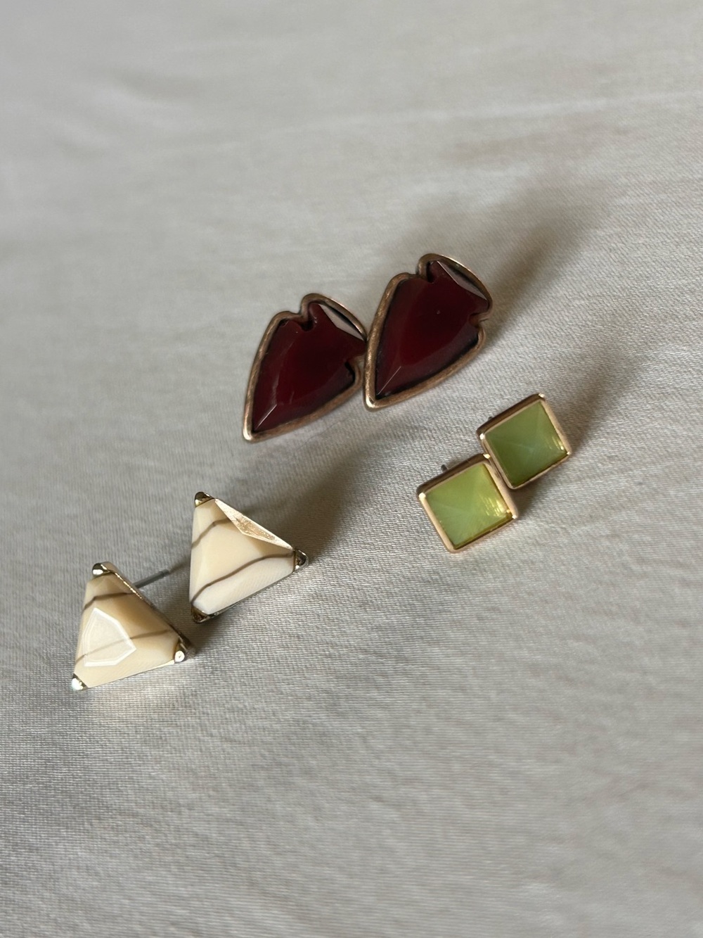 3 Pair Geometric Stud Earrings Burgundy Mint Cream Gold Tone